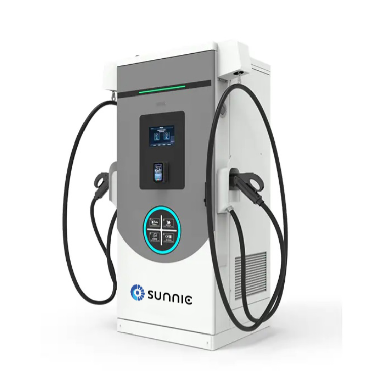 Station de recharge – SUNNIC – chargeur rapide CC intégré à deux ports de charge 240 kW